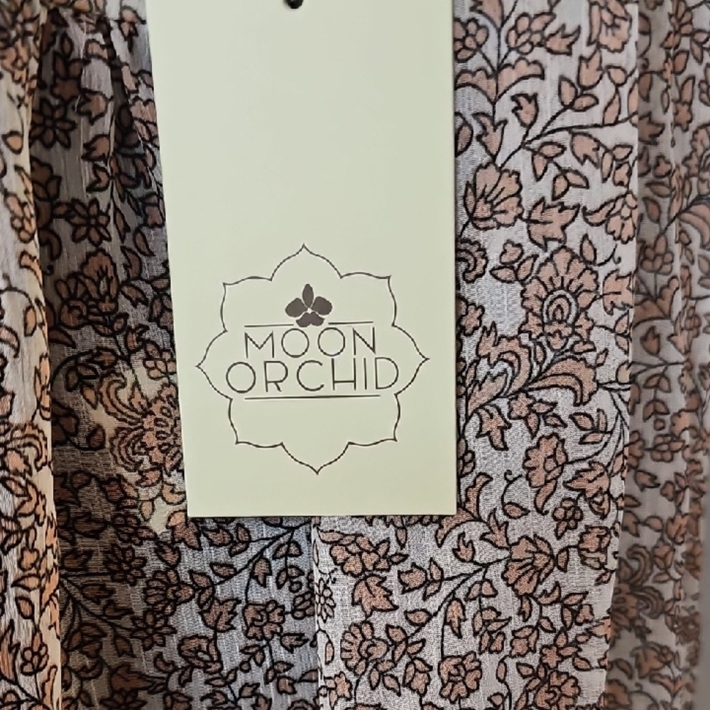 Floral Ruffle Women's Top - Picture 3 of 6